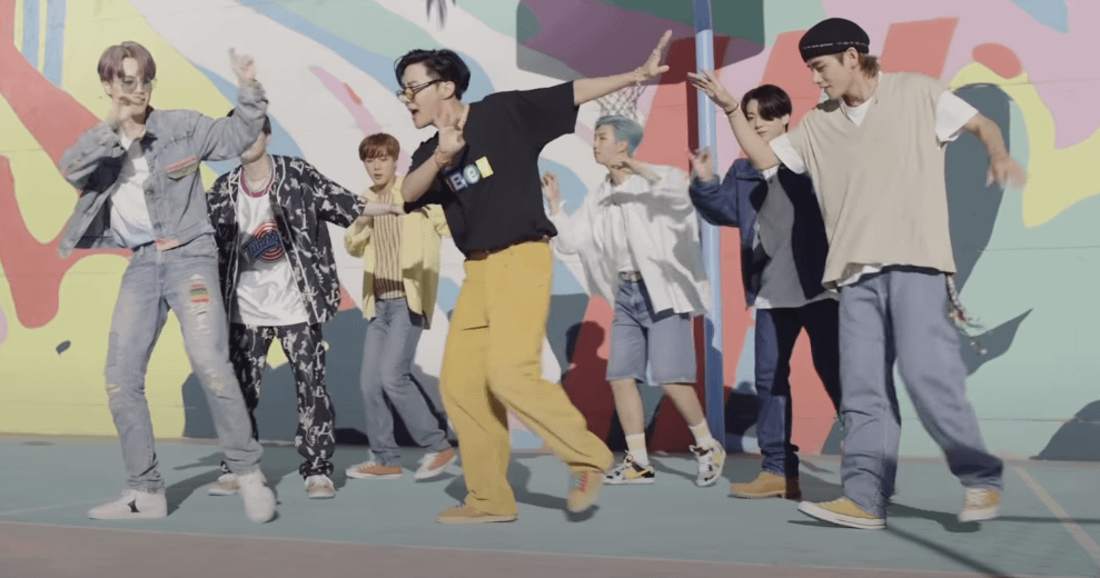 Terjemahan dan Arti lirik Dynamite BTS